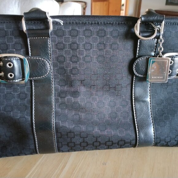 Nine West Black Shoulder Bag - Picture 1 of 15